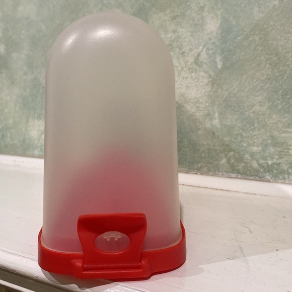 Zoku popsicle storage container, holds 6 zoku popsicles - Picture 5 of 6